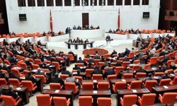 TBMM'de sosyal medya ve doğum izni düzenlemesi