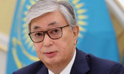 Tokayev: Aral Gölü'nden yayılan kimyasal sınırları aşıyor