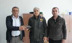 Toplu taşımada unutulan altın dolu çanta sahibine ulaştırıldı