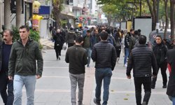 Toplumlar da çaresizliği öğreniyor!