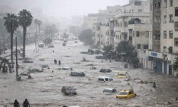 Tunus'ta sel felaketi: Bazı bölgelerde eğitime ara verilirken, 1 kişi hayatını kaybetti