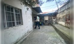 Umut Kervanı İzmir'de ihtiyaç sahiplerini yalnız bırakmıyor