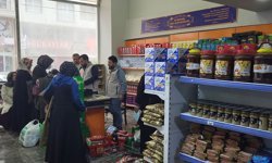 Umut Kervanı Van'da 350 aileye yardım dağıttı