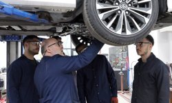 Uygulamalı ve uzun dönemli stajlar iş hayatına uyumu hızlandırıyor