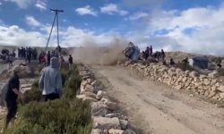 Yarış aracı seyircilerin arasına daldı: Bir ölü, 3 yaralı