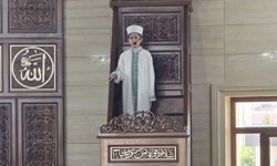 13 yaşındaki hafız minbere çıktı, cemaati mest etti
