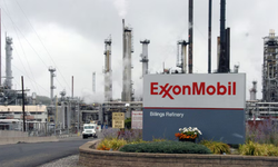 ABD'nin en büyük enerji şirketi Exxon Mobil kovulduktan 20 yıl sonra Venezuela'ya dönüyor