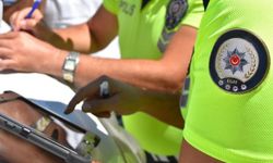 Adana'da trafik denetimlerinde 126 sürücüye ceza