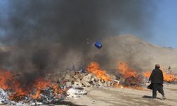 Afganistan'da tonlarca uyuşturucu imha edildi