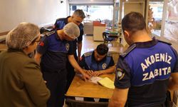 Akdeniz'de bayram öncesi gıda denetimleri sıklaştırıldı