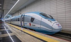 Bakan Uraloğlu: Bayramda tren seferlerinde 18 bin 644 kişilik ek kapasite sağlanacak
