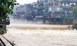Çin'in orta kesiminde sel: 6 ölü 10 kayıp