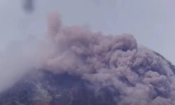 Filipinler'de Mayon Yanardağı'nda alarm sürüyor