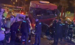 Giresun'da tır iki otomobile çarptı: 5 ölü