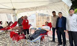 HÜDA PAR Kızıltepe İlçe Teşkilatından kan bağışına destek