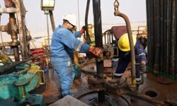 Irak'ta 8,8 milyar varillik petrol keşfi