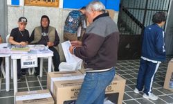 Kolombiya'da halk, cumhurbaşkanlığı seçimi için sandık başında