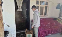 Konya'da yetim ve muhtaç ailelere bayram yardımı