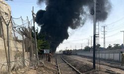 Pakistan'da trene saldırı: 24 ölü 82 yaralı