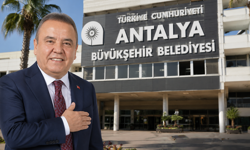 Rüşvet ve yolsuzlukla suçlanan CHP'li Muhittin Böcek itirafçı oldu