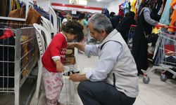 Şanlıurfa'da yetim ve muhtaç ailelere bayramlık desteği
