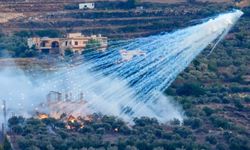 Siyonist rejim Lübnan'ın güneyini fosfor bombalarıyla hedef aldı