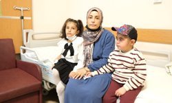 Türkiye'de bir ilk: Dünyada 70 vakası bildirilen hastalıkta başarılı nakil