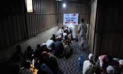 Yetimler Vakfı Etiyopya'da yüzlerce ihtiyaç sahibine sıcak yemek ulaştırdı