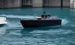 Yunanistan'da Ukrayna'nın Magura V3 tipi insansız deniz aracına benzeyen bomba yüklü deniz dronu incelemeye alındı