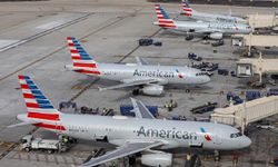 American Airlines, artan yakıt maliyetleri nedeniyle uçuşlarını askıya alıyor