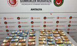 Antalya Havalimanı'nda bebek bezlerine gizlenmiş 381 bin euro ele geçirildi