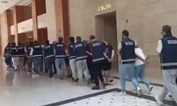 Antalya'da silahlı suç örgütüne operasyon: 33 kişi tutuklandı