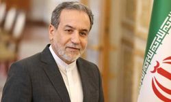 Arakçi: Hamanei şehit edildiği anda onun ofisindeydim!