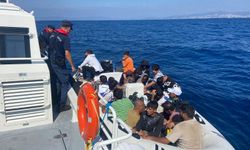 Aydın açıklarında 16 düzensiz göçmen ve 2 organitatör yaklandı