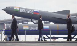 BAE, Hindistan'ın BrahMos füzelerine talip oldu