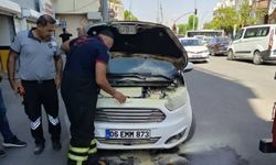 Batman'da seyir halindeki hafif ticari araçta yangın paniği