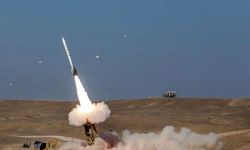 Devrim Muhafızları siyonistlere ait petrokimya tesisini hedef aldı