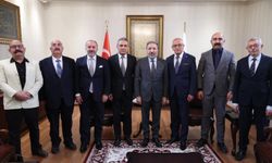 Diyanet İşleri Başkanı Arpaguş, Alevi Vakıflar Federasyonu heyetini kabul etti