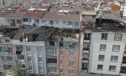 Esenyurt'ta 4 binaya sıçrayan çatı yangını kontrol altına alındı