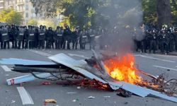 G7 zirvesi, büyük protestoların gölgesinde başladı