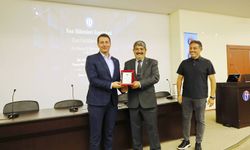 GAÜN'de en iyi doktora tezleri ödüllendirildi