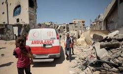 Gazze'de sağlık ekipleri hedefte: İşgalciler ambulans görevlilerini esir aldı