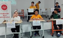 Hafızlık kursunda dini bilgiler yarışması heyecanı