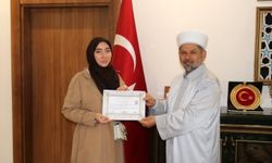 İslamiyeti kabul eden Rus vatandaşına Zehra ismi verildi