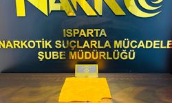 Isparta'da narkotik operasyonu: 6 bin 115 adet emdirilmiş uyuşturucu madde ele geçirildi
