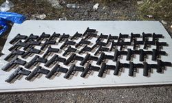 İstanbul'da kaçak silah operasyonu: 20 tabanca ele geçirildi