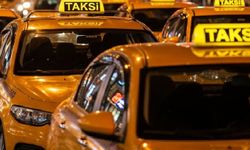İstanbul'da turistten fazla ücret alan taksici dolandırıcılıktan tutuklandı