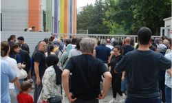 İzmir'de LGS sonrası öğrenciler duygularını paylaştı