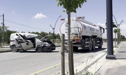 Malatya'da hafif ticari araç ile kamyon çarpıştı: 1 yaralı