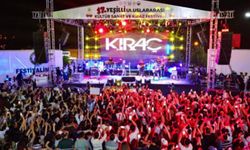 Mardin'de belediyenin kaynaklarıyla gençliği ifsada sürükleyen 'Kiraz Festivali'ne tepki